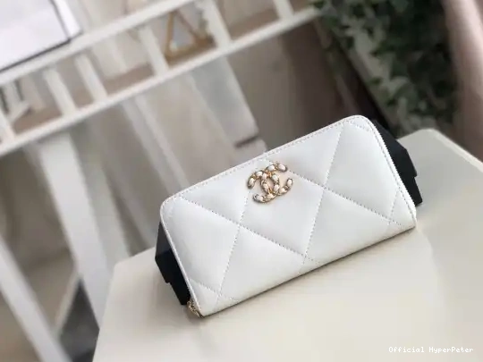 HyperPeter 19 ZIPPED CHANEL WALLET 0619